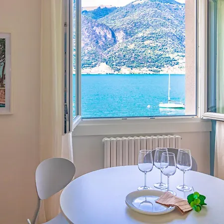 Apartman Guesthost - Lezzeno Beautiful View 1&2 Lezzeno