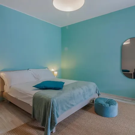 Guesthost - Beautiful View 1&2 לצנו