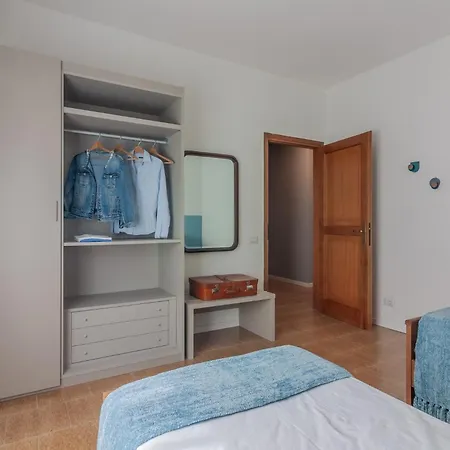 דירה Guesthost - Beautiful View 1&2 לצנו