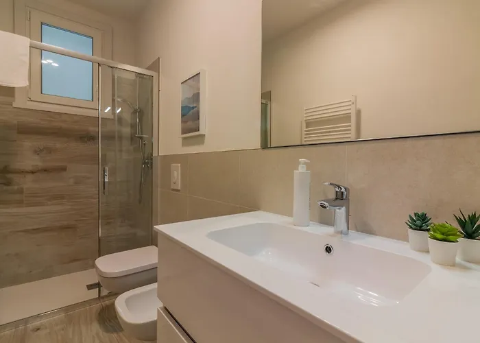 Guesthost - Beautiful View 1&2 Lezzeno