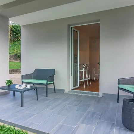 Guesthost - Lezzeno Beautiful View 1&2